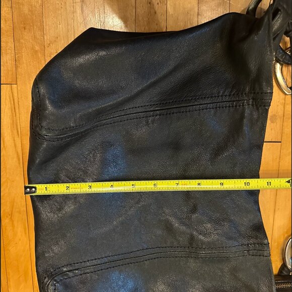 Michael Kors Black Leather Shoulder Purse with Gold Strap Links and Gold Pendant - Picture 9 of 16